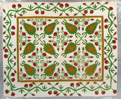 Appliqued And Pieced Quilt, Pineapple And Roses Pattern