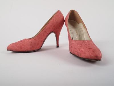 Shoes (1 Pr.)