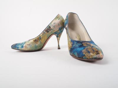 Shoes (1 Pr.)