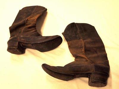 Boots (2)
