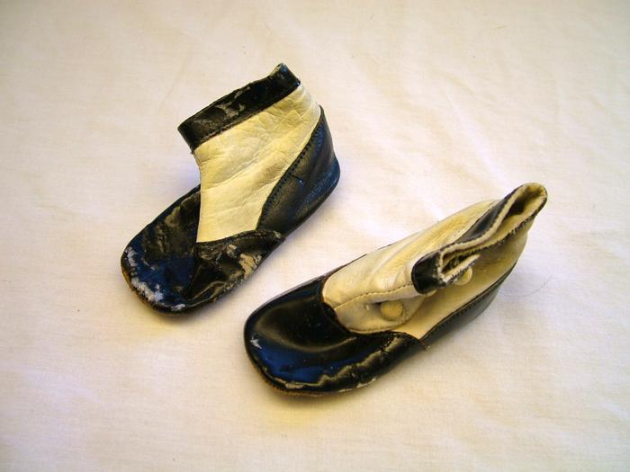 Baby Shoes, One Pair, Black Patent And White Leather, Three Buttons