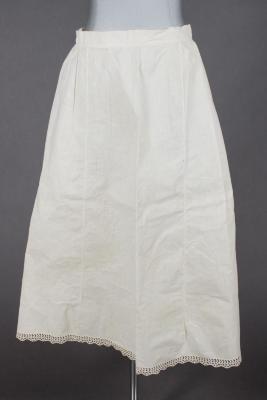 Underskirt