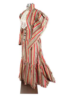 Costume