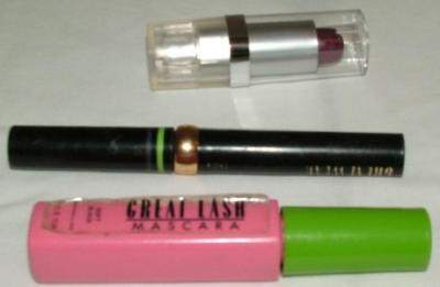 Make-up,  2 Lipsticks, 1 Mascara