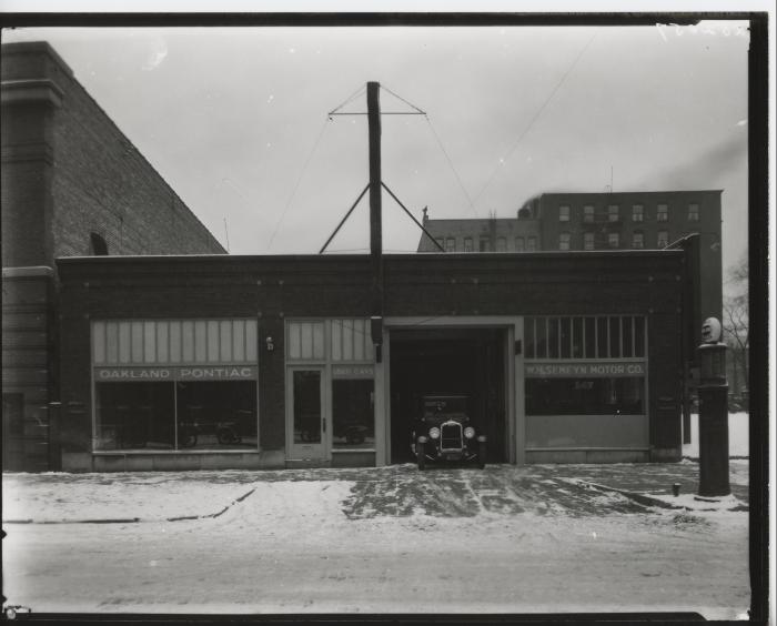Photograph, W. H. Semeyn Motor Co. building
