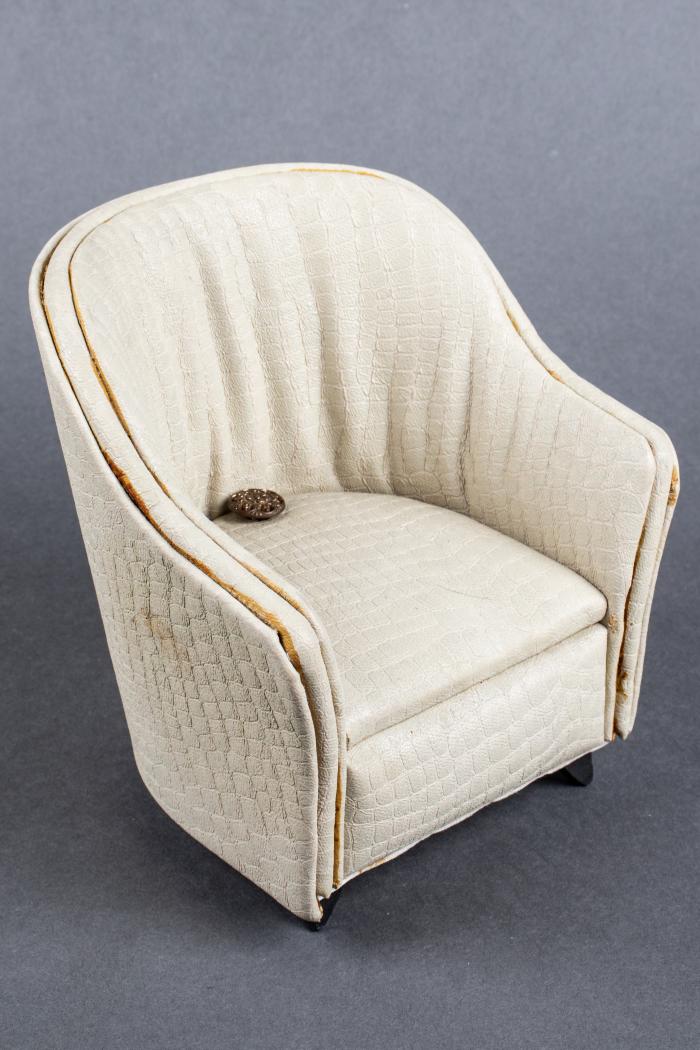 Miniature, Treasure Chair