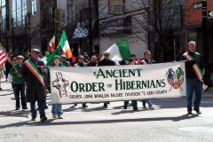 Photograph, Digital, 2005 St. Patrick's Day Parade, Hibernians Carrying Banner