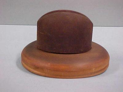 Form, Hat