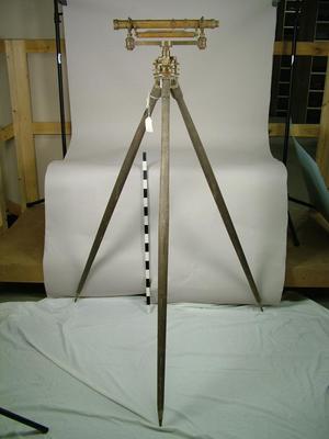 Tripod, Surveyor's