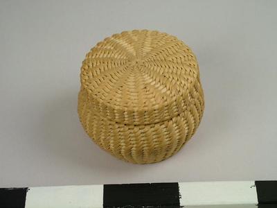 Basket, Small Round With Lid