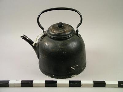 Tea Kettle With Lid