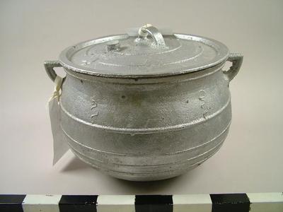 Kettle With Lid