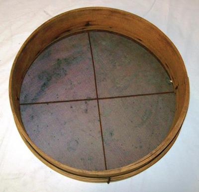 Sifter, Round Wood (2)