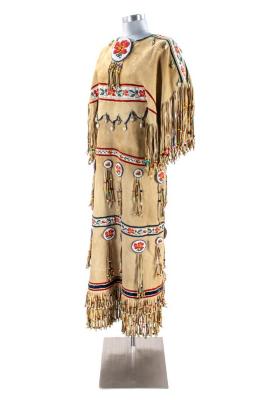 Deerskin Dress, Regalia