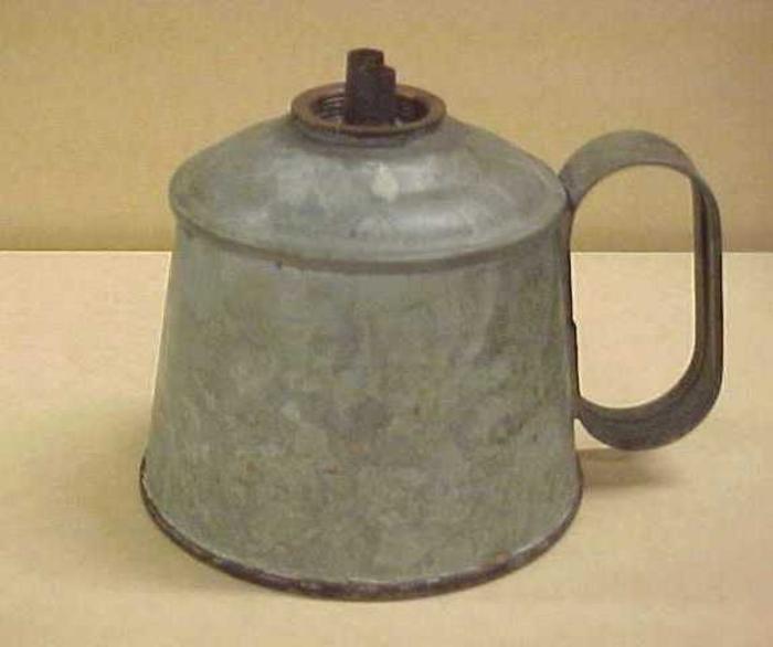Whalle Oil Lamp, Tin, Two-pronged