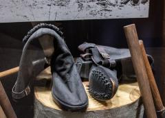 Logging Boots (Reproduction)