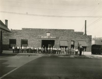 Photograph, Great Atlantic & Pacific Tea Company Employees