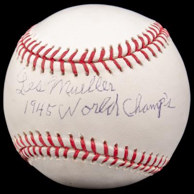 Autographed Baseball, Les Mueller