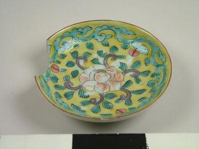 Saucer (canton Ware)