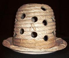 Flower Pot, Beehive Design