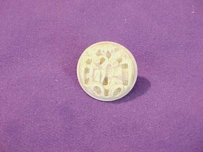 Button, Carved Human Figure