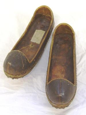 Pair Man's Mourning Shoes