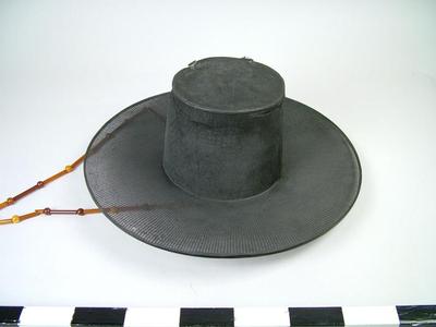Hat (Gat)