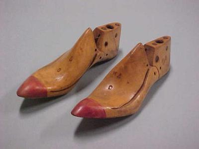 Shoe Lasts, 2
