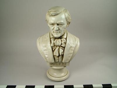 Bust, Wagner