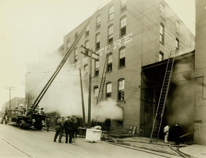 Photograph, Winegar's Furniture Store Fire