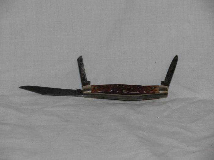 Camillus, Model 83 Stockman, three-bladed folding pocket knife