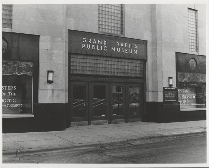 Photograph Grand Rapids Michigan Grand Rapids Public Museum 54 Jefferson SE entrance