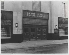 Photograph Grand Rapids Michigan Grand Rapids Public Museum 54 Jefferson SE entrance