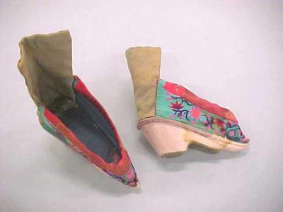 Chinese Shoes For Bound Feet