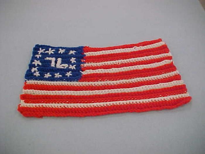 Flag, '76 , 13 Stars, Small Crocheted American