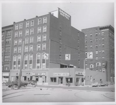 Photograph, Oakway Hotel