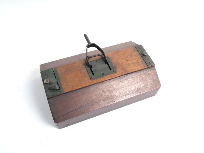 Carpet Sweeper, 'crown Automatic'