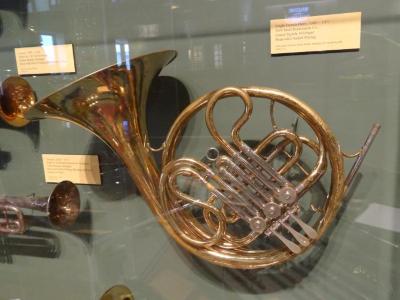 Single French Horn