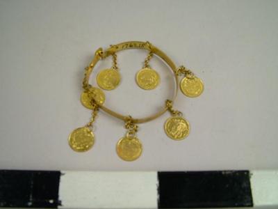 Bracelet