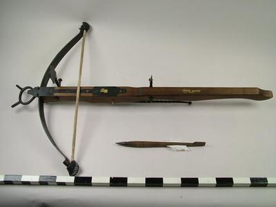 Stronghold Crossbow And Bolt