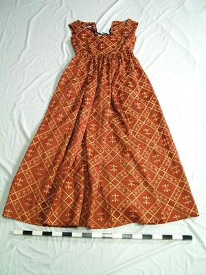 Woman's Middle Ages" Dress Costume"