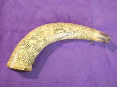 Powder Horn Etched With 3 Ladies