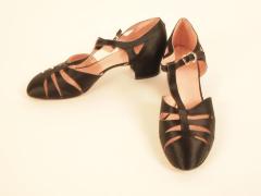 Sandal, T-strap.