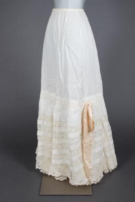 Underskirt