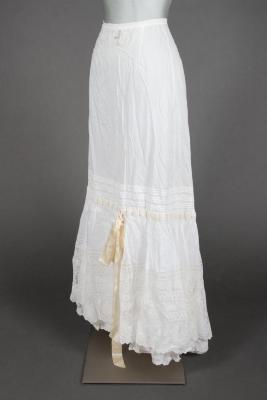 Underskirt