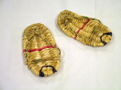 Child's Japanense Woven Straw Sandals, Pair