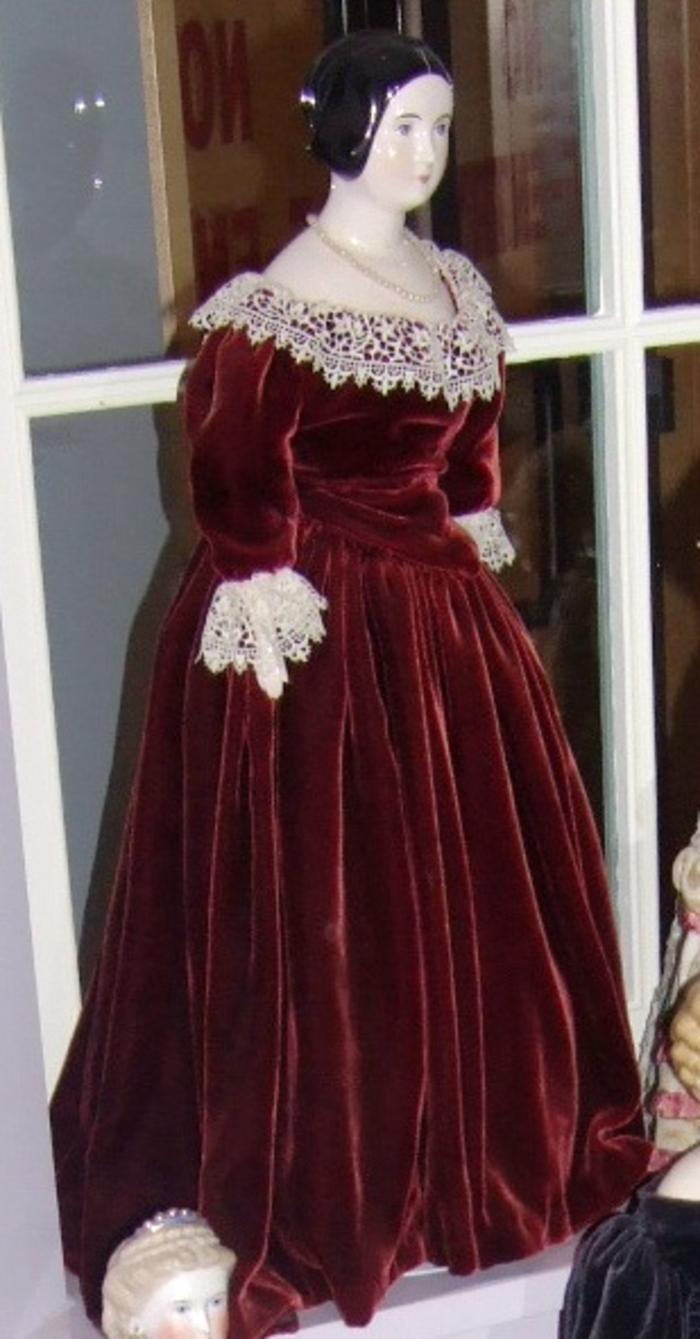 Pink Lustre Doll, 'the Countess'