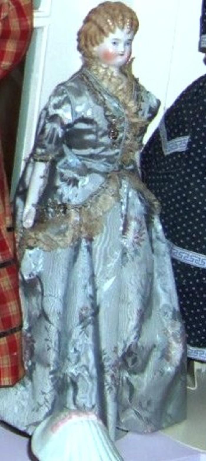 Doll, Ash Blonde Staffordshire Lady (doll Is Also Numbered  #177264)
