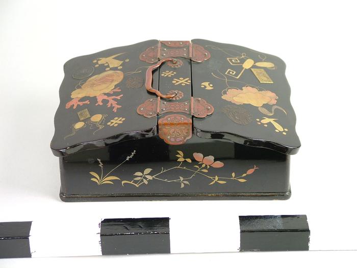 Cigarette Box, Japanese