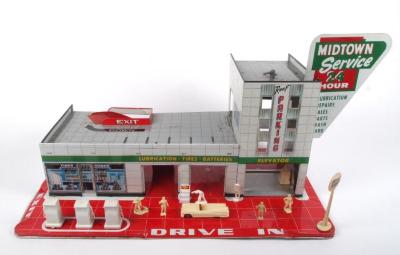 Toy, Service Station